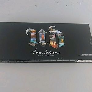 Meet your Posher, Dannii